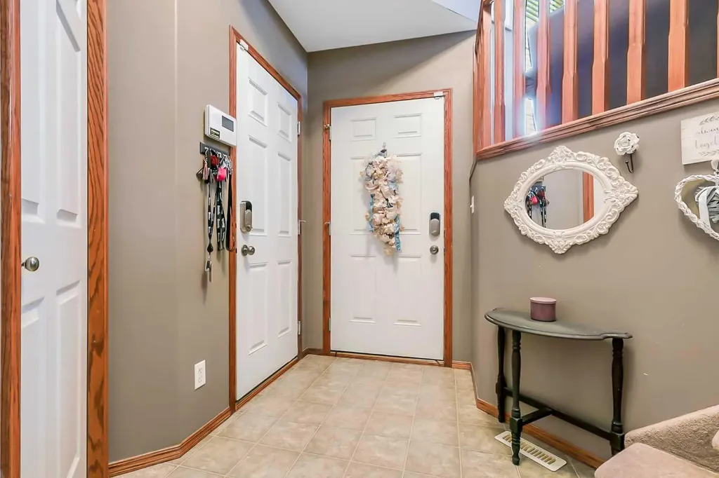 71 Lang Close Red Deer AB T4R2A3