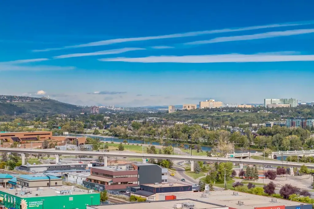 1053 10 Street SW Calgary AB T2R 1S6