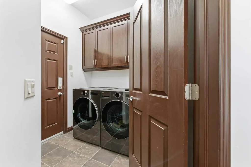 225 Panamount Road Calgary AB T3K 0H9