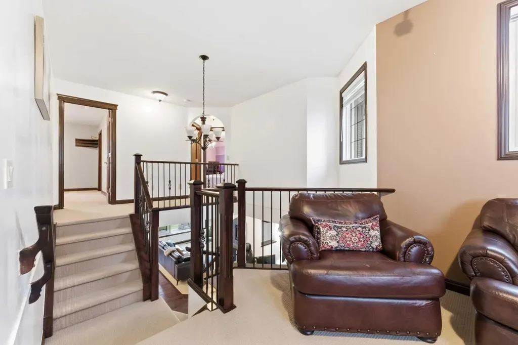 225 Panamount Road Calgary AB T3K 0H9