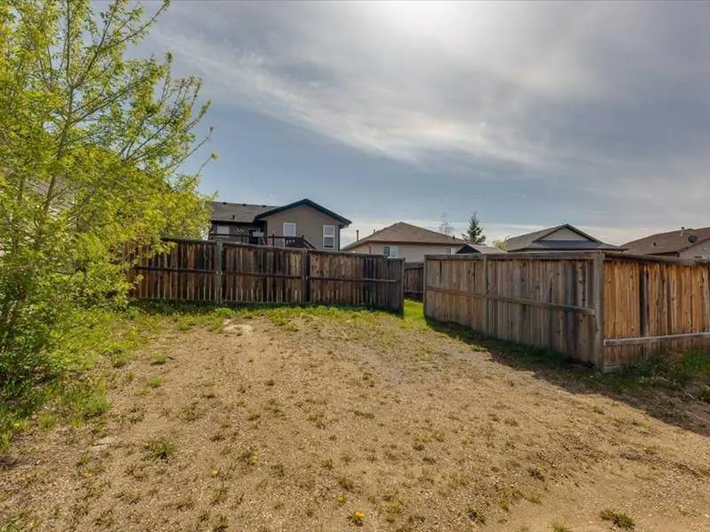 29 Rolling Ridge Hills Blackfalds AB T0M 0J0