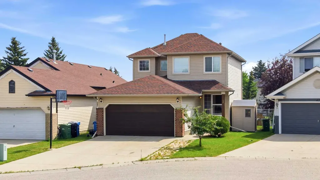 46 Somerside Place SW Calgary AB T2Y 3V3