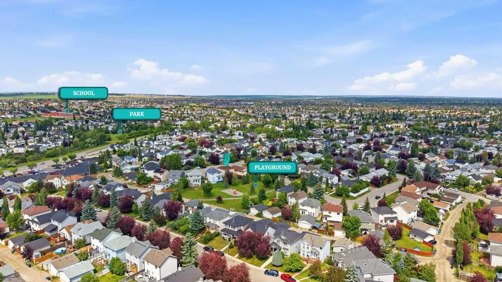 46 Somerside Place SW Calgary AB T2Y 3V3