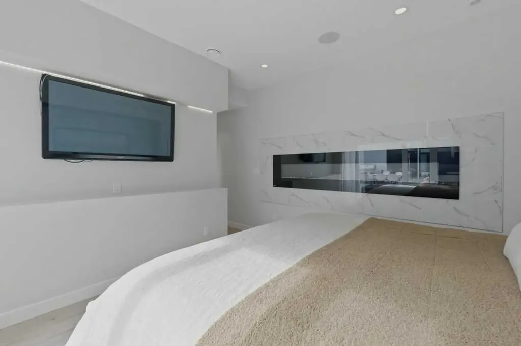 305 Jarvis Glen Court Jarvis Bay AB T4S 1R8