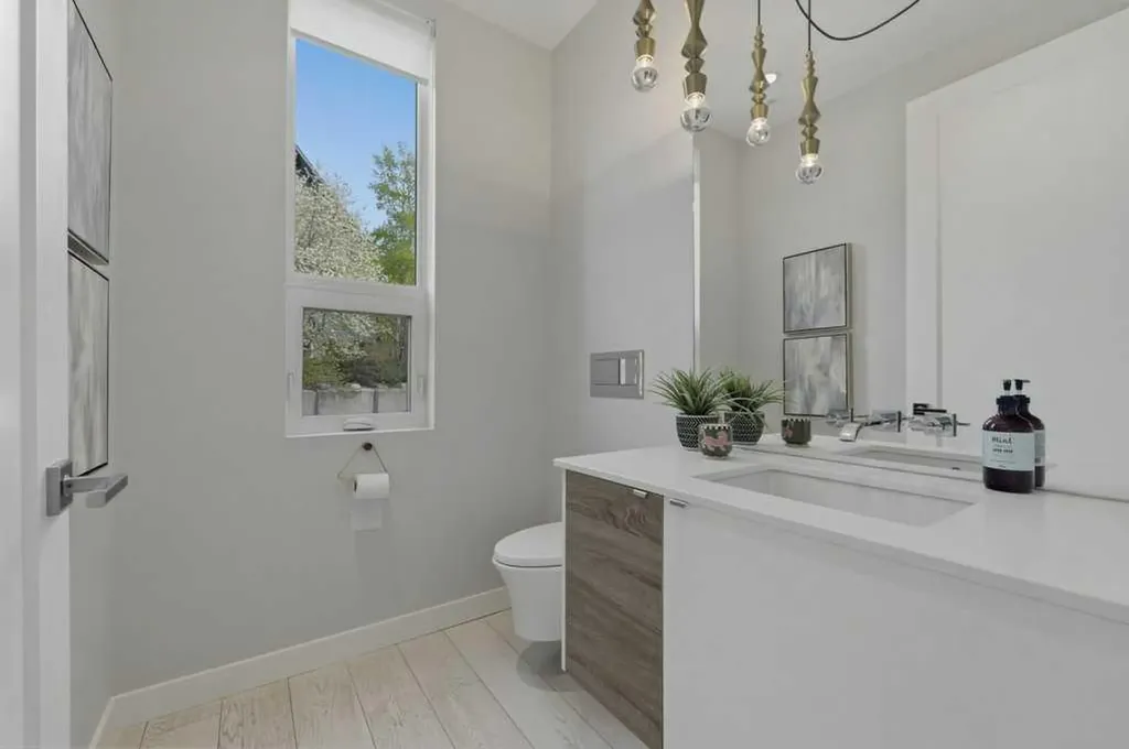 305 Jarvis Glen Court Jarvis Bay AB T4S 1R8