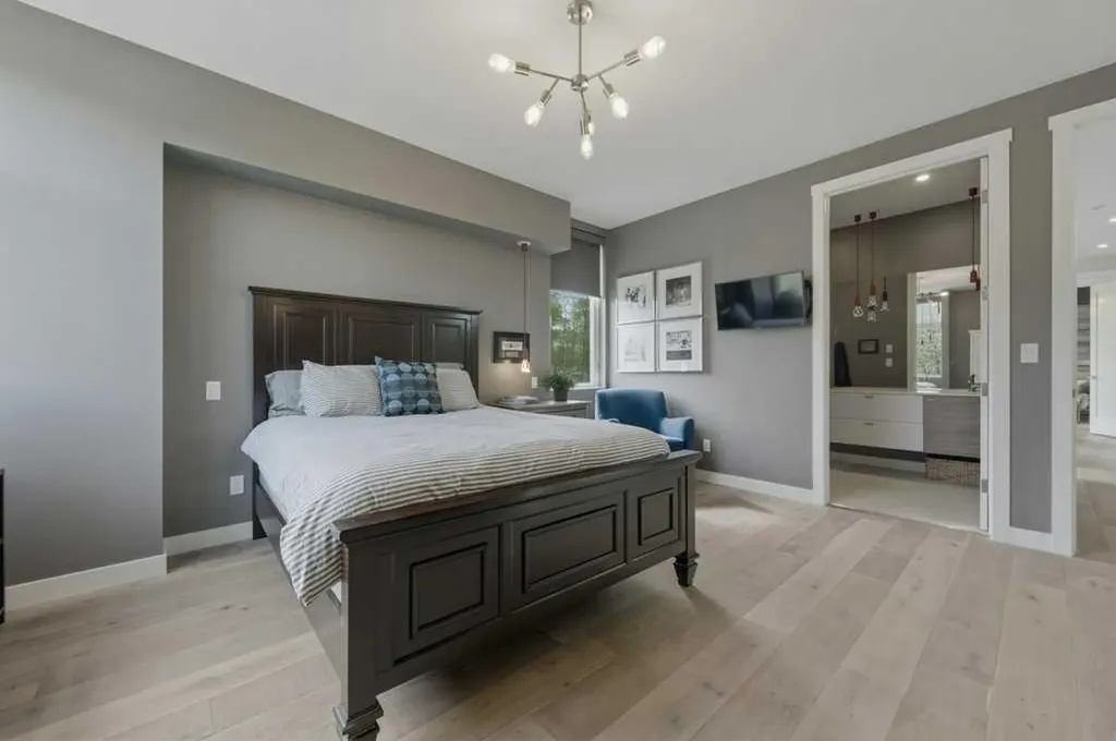 305 Jarvis Glen Court Jarvis Bay AB T4S 1R8
