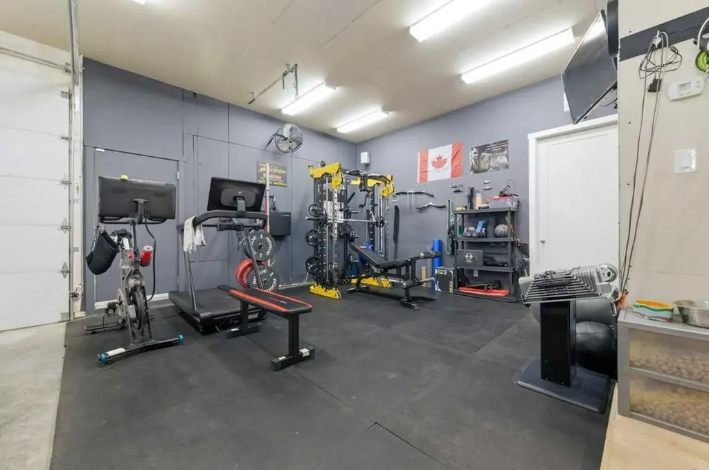 305 Jarvis Glen Court Jarvis Bay AB T4S 1R8