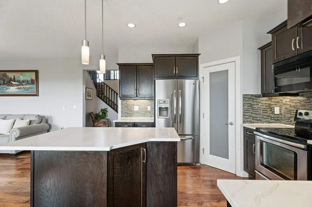 597 Muirfield Crescent Lyalta AB T0J 1Y1