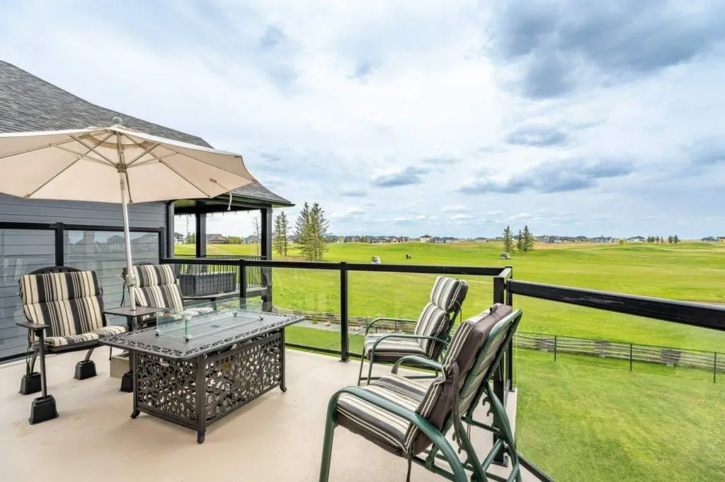 597 Muirfield Crescent Lyalta AB T0J 1Y1