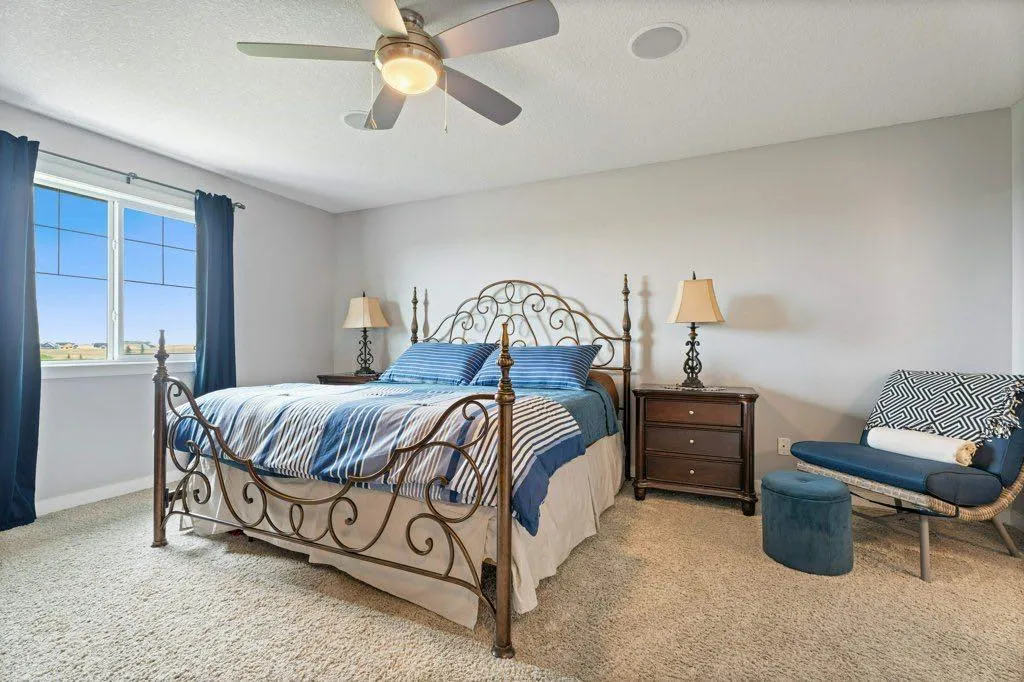 597 Muirfield Crescent Lyalta AB T0J 1Y1