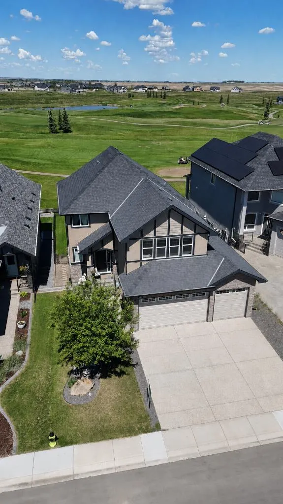 597 Muirfield Crescent Lyalta AB T0J 1Y1