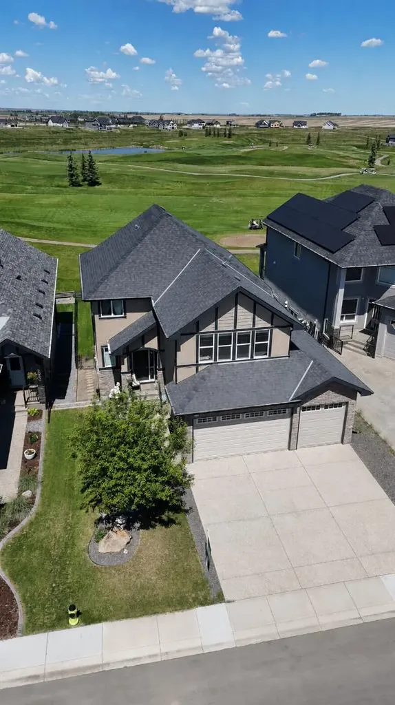 597 Muirfield Crescent Lyalta AB T0J 1Y1