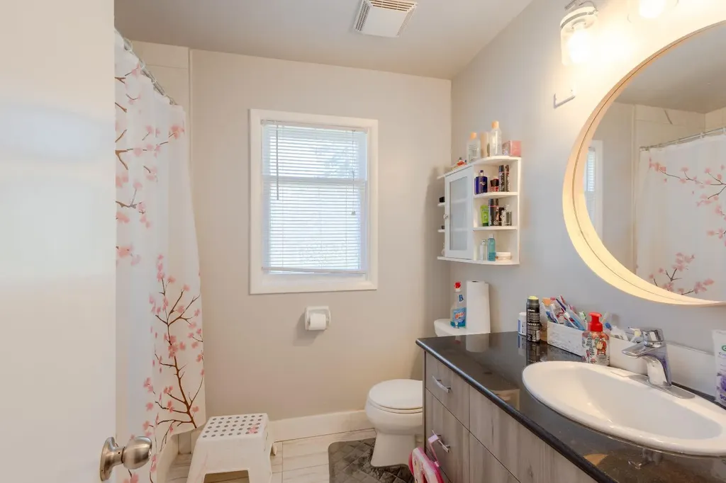 2110 26 Avenue SW Calgary AB T2T1E6