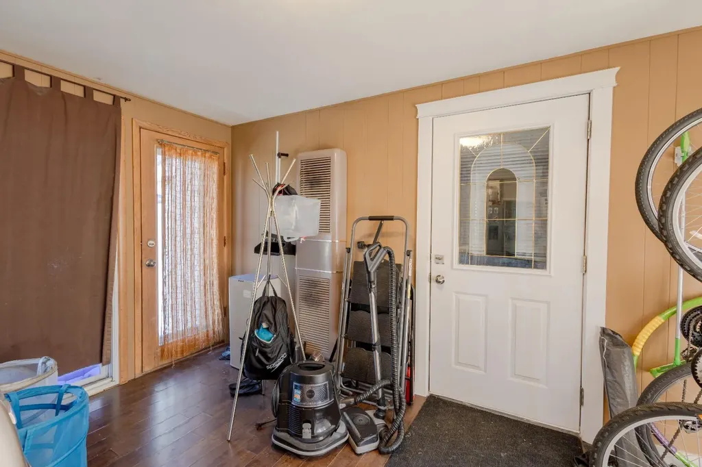2110 26 Avenue SW Calgary AB T2T1E6
