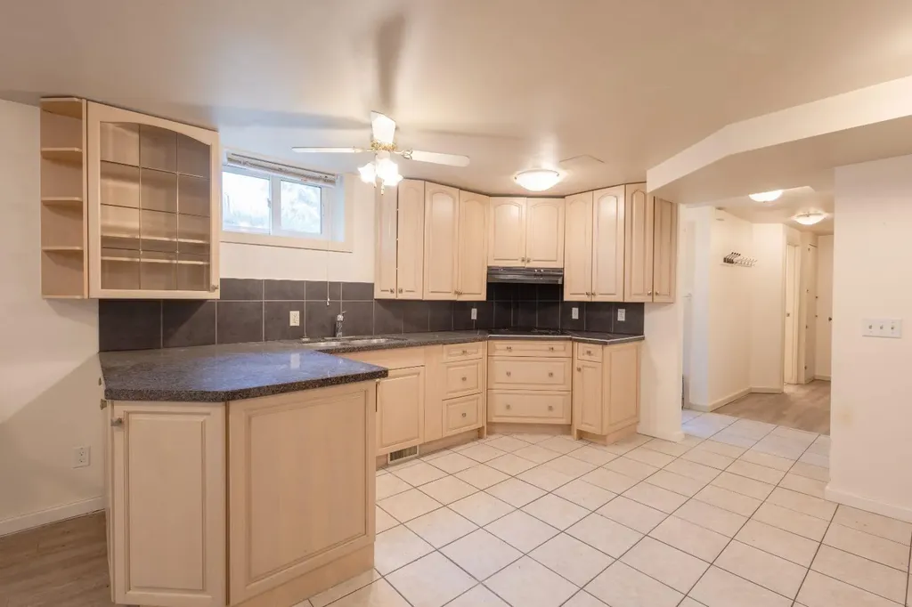 2110 26 Avenue SW Calgary AB T2T1E6