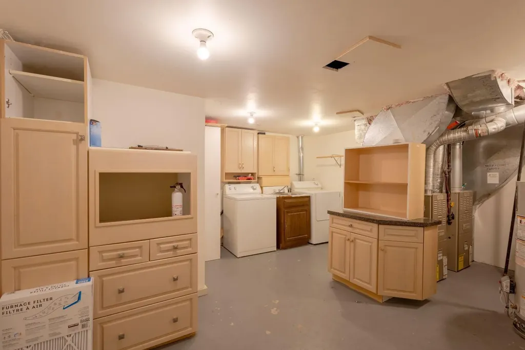 2110 26 Avenue SW Calgary AB T2T1E6