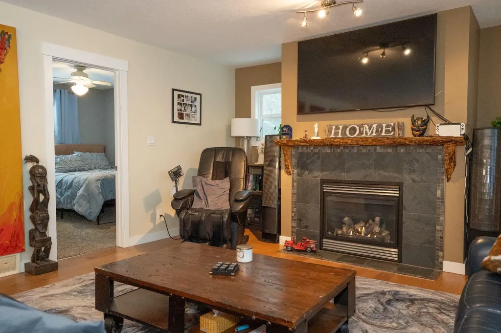 642 Cedar Way Rural Camrose County AB T0B 1M0