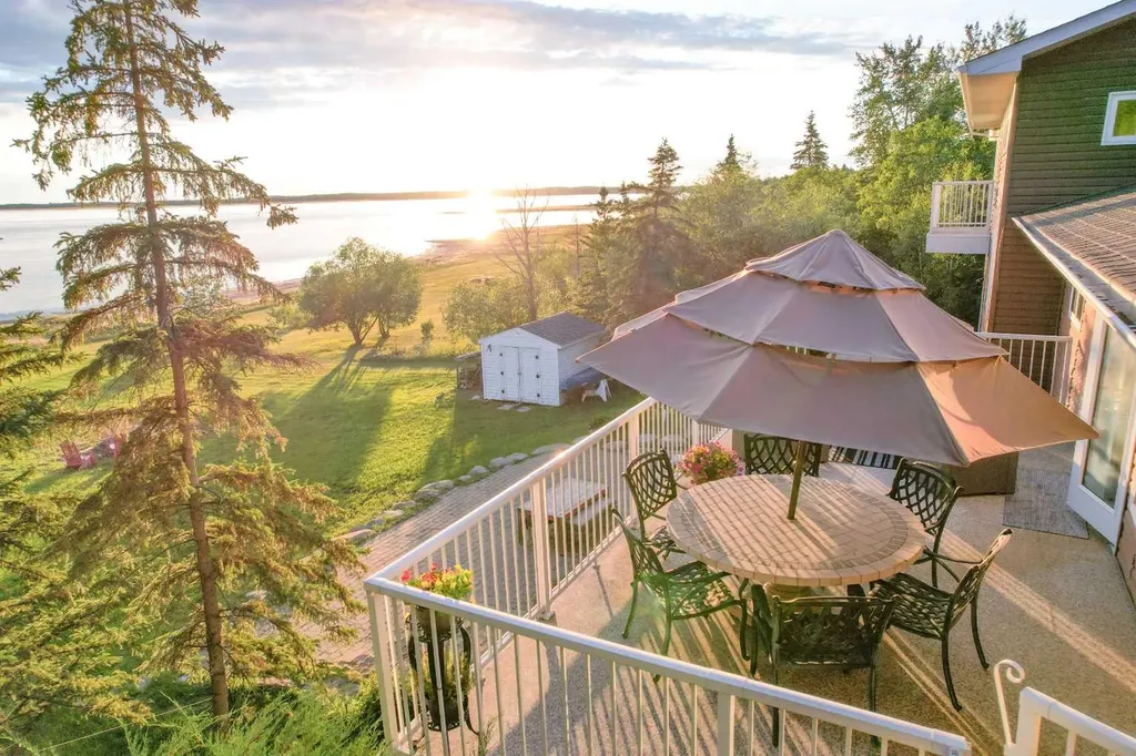 642 Cedar Way Rural Camrose County AB T0B 1M0