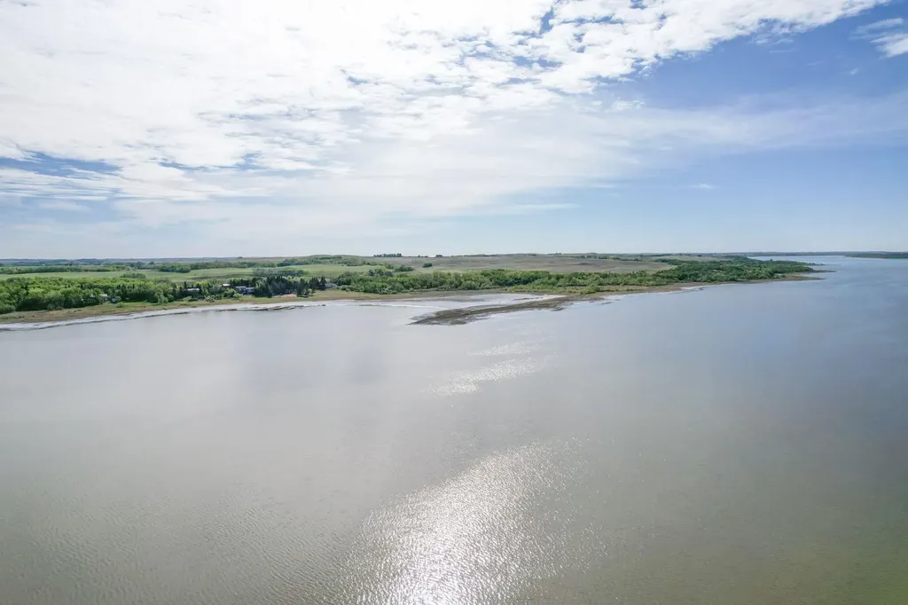 642 Cedar Way Rural Camrose County AB T0B 1M0