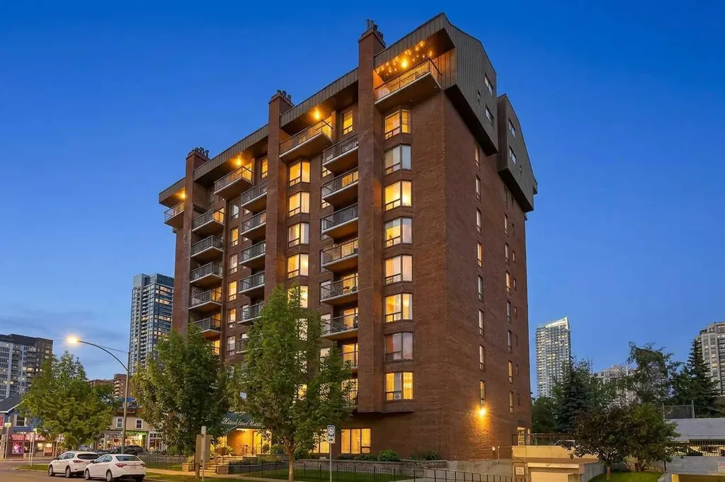1140 15 Avenue SW Calgary AB T2R 1K0