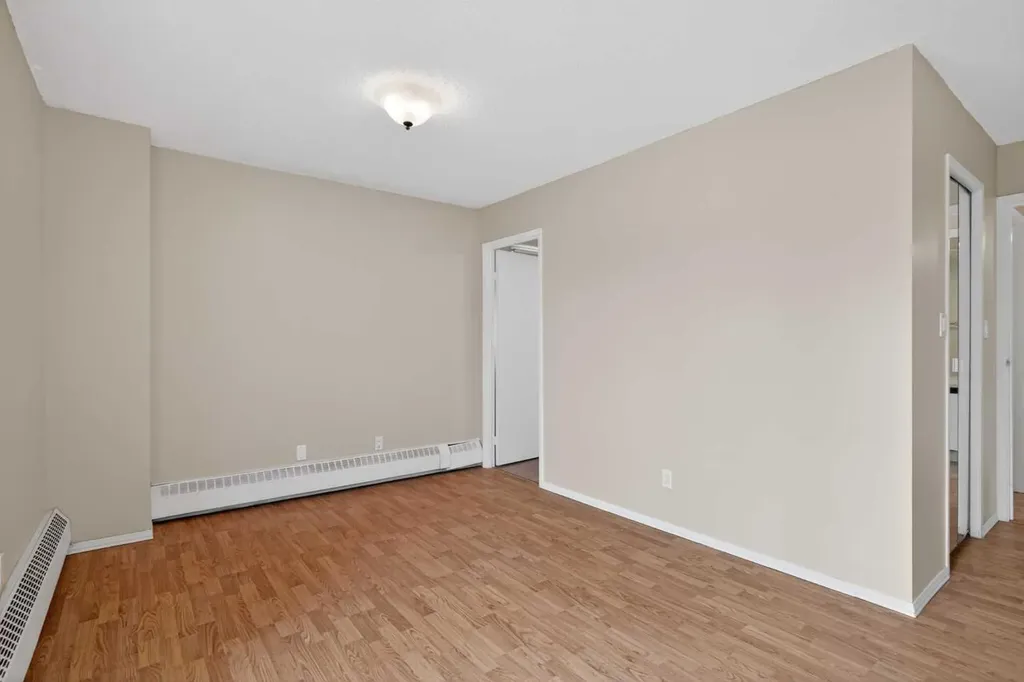 1140 15 Avenue SW Calgary AB T2R 1K0