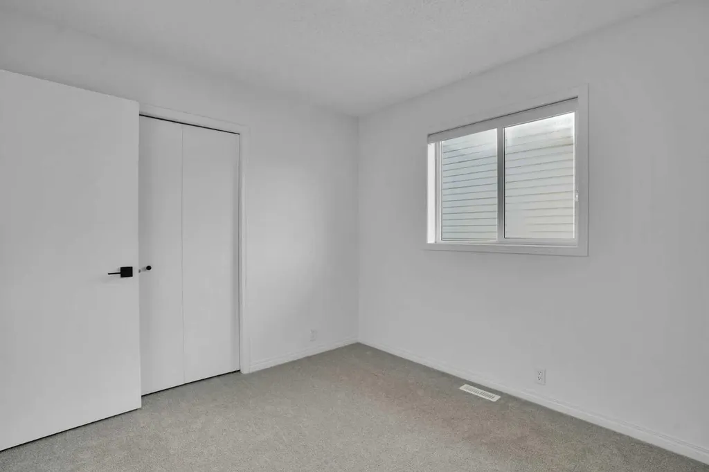 146 Coverton Heights NE Calgary AB T3K 5B2