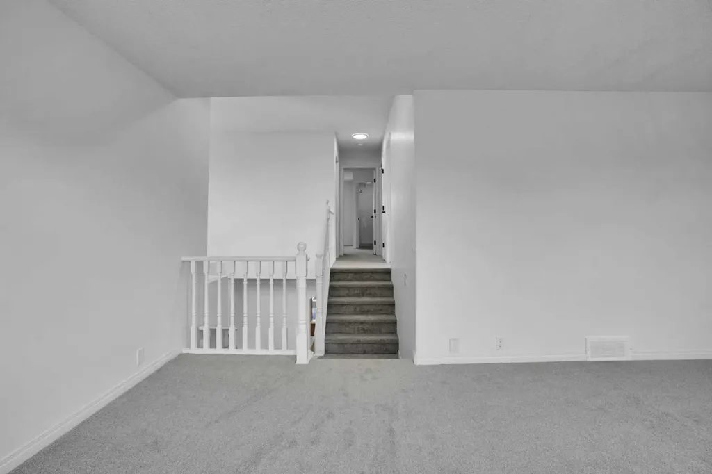 146 Coverton Heights NE Calgary AB T3K 5B2