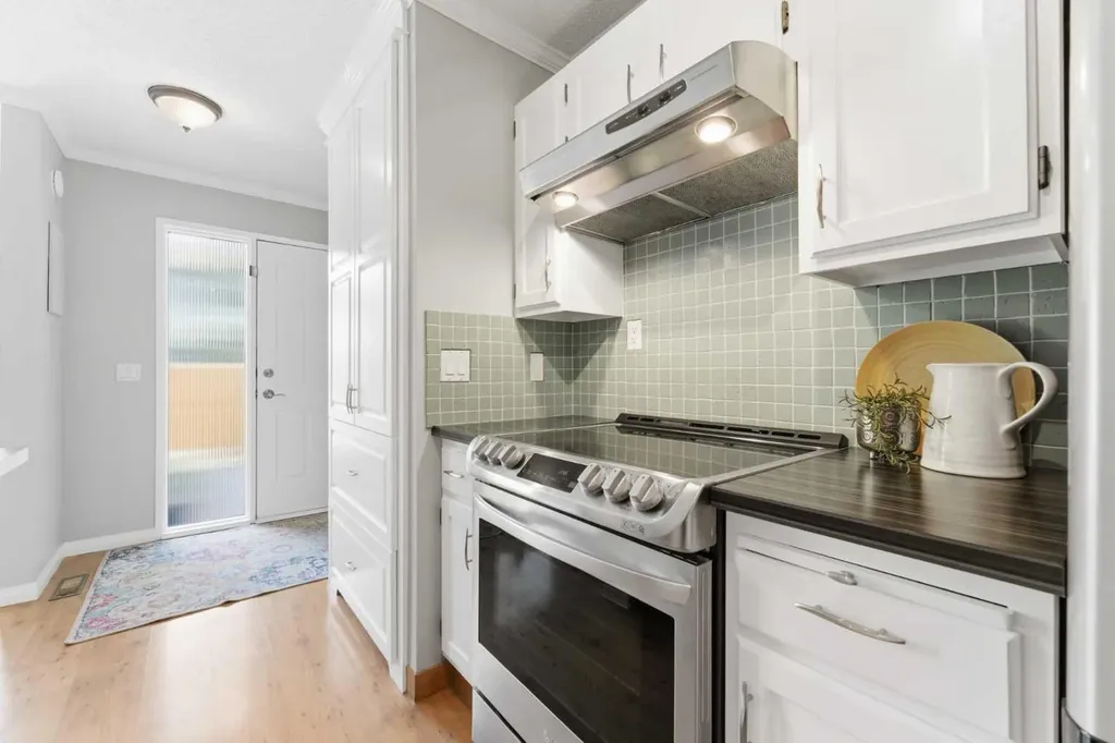 106 Grier Terrace NE Calgary AB T2K 5Y6