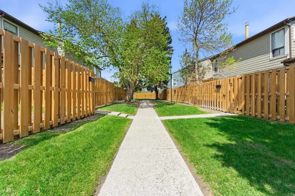 106 Grier Terrace NE Calgary AB T2K 5Y6
