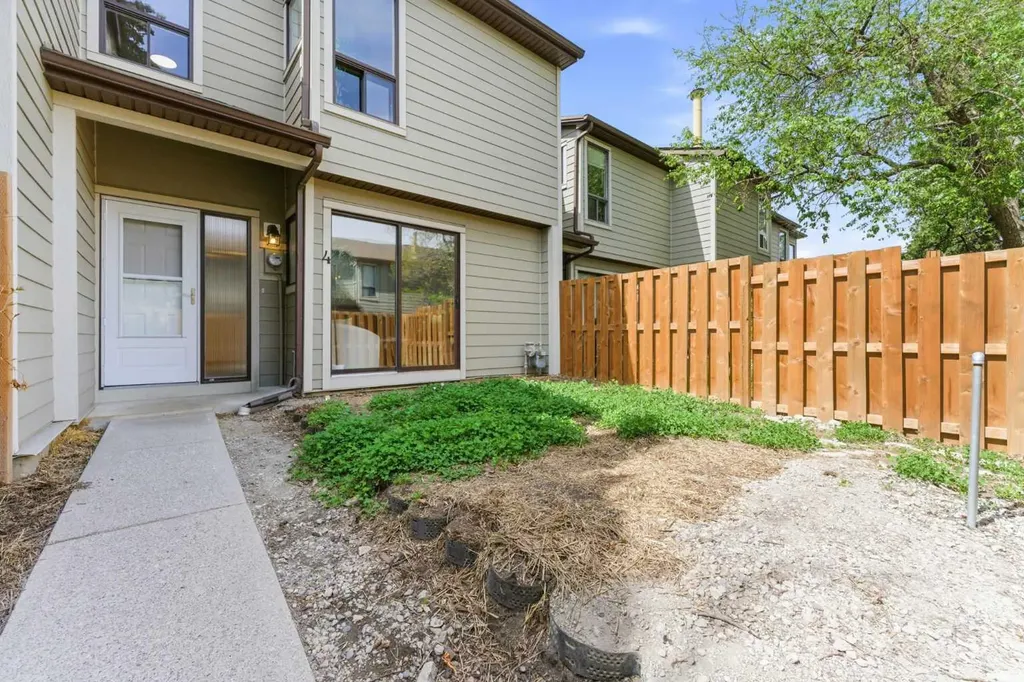 106 Grier Terrace NE Calgary AB T2K 5Y6