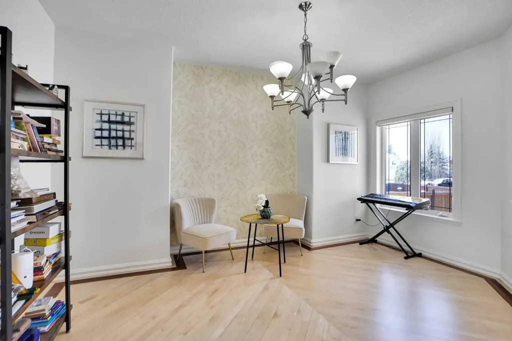 6 Strathridge Way SW Calgary AB T3H 3S3
