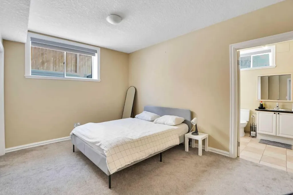 6 Strathridge Way SW Calgary AB T3H 3S3