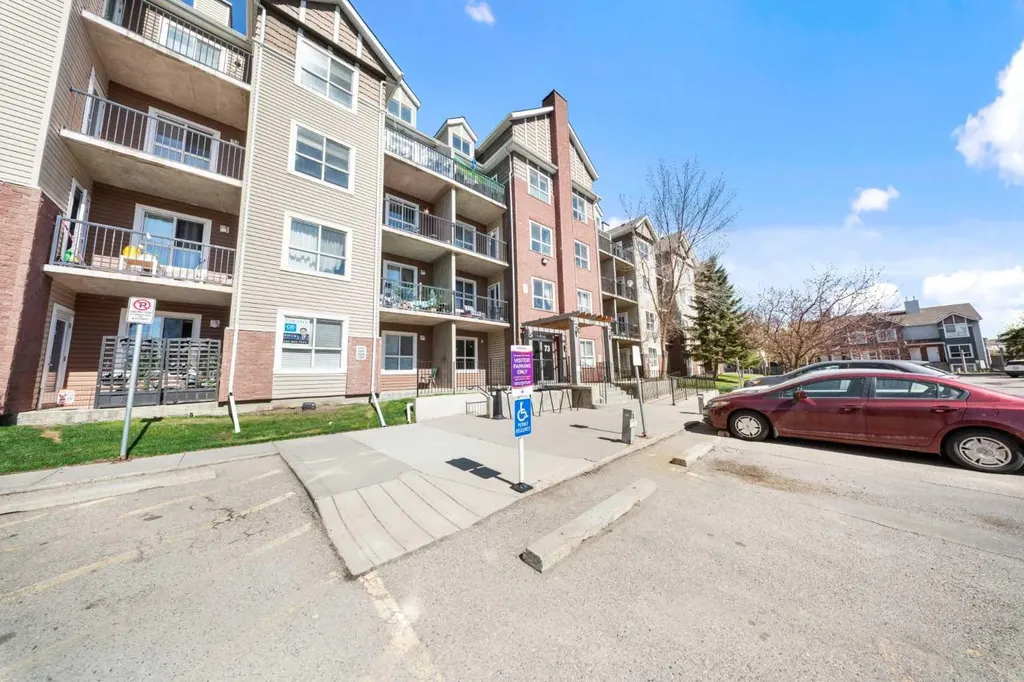 73 Erin Woods Court SE Calgary AB T2B 3V2