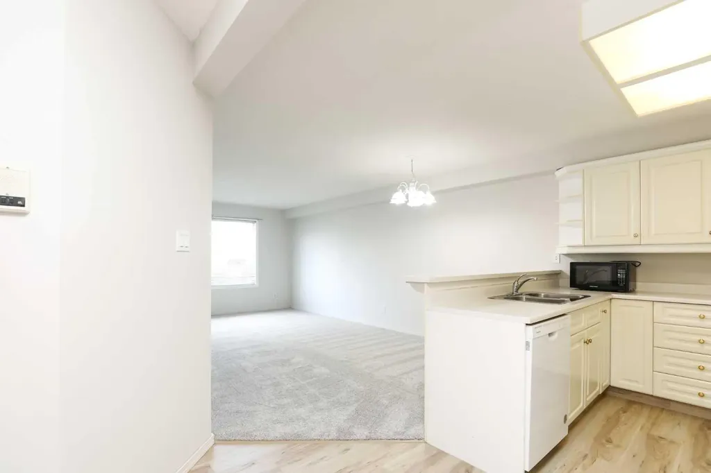620 Columbia Boulevard W Lethbridge AB T1K7A8