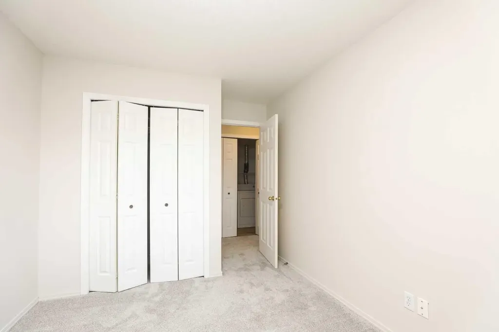620 Columbia Boulevard W Lethbridge AB T1K7A8