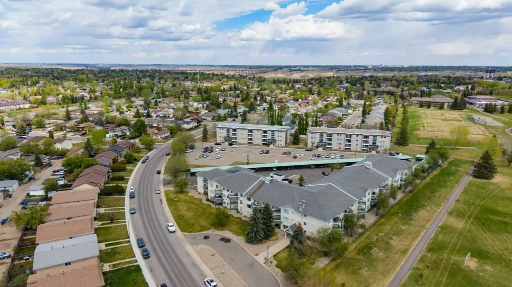 620 Columbia Boulevard W Lethbridge AB T1K7A8