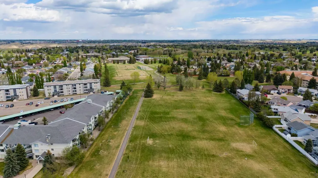 620 Columbia Boulevard W Lethbridge AB T1K7A8