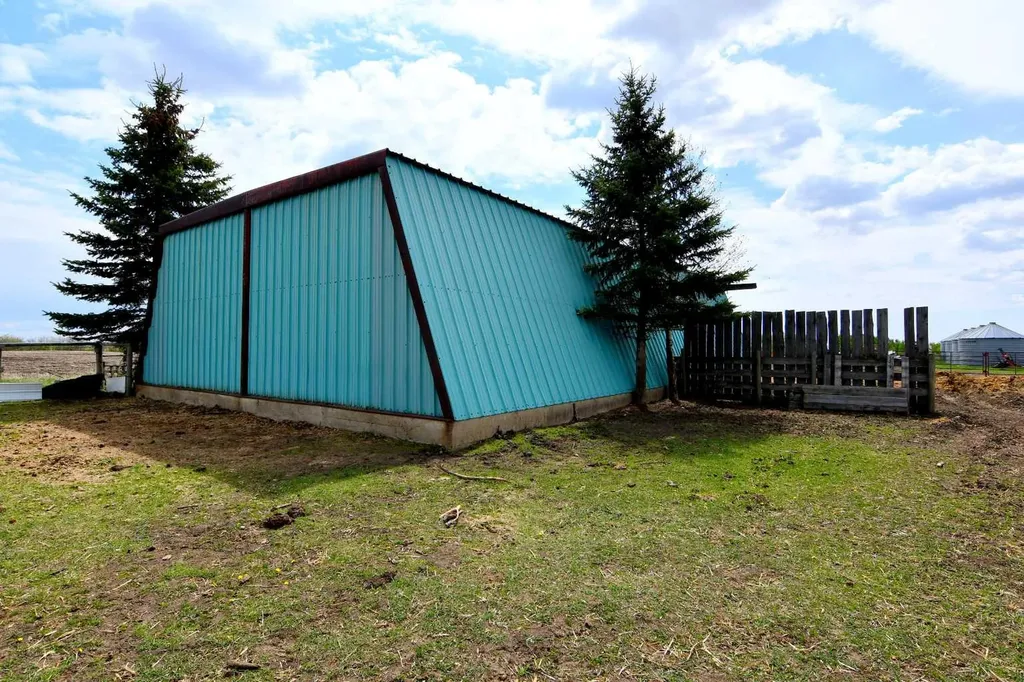 14123 Township Road 404 Rural Flagstaff County AB T0B 1N0