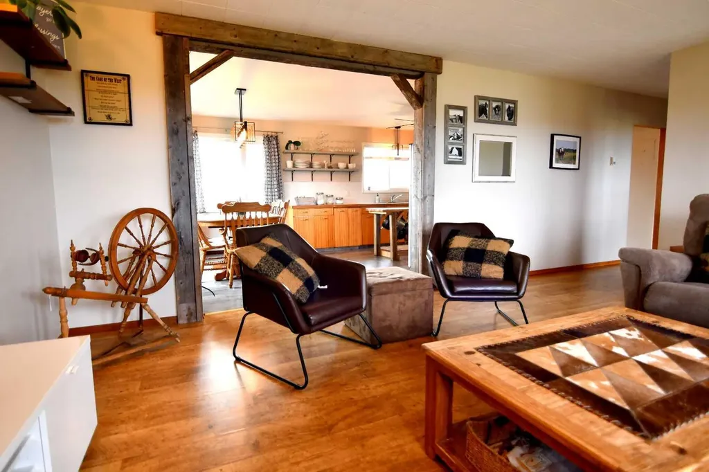 14123 Township Road 404 Rural Flagstaff County AB T0B 1N0