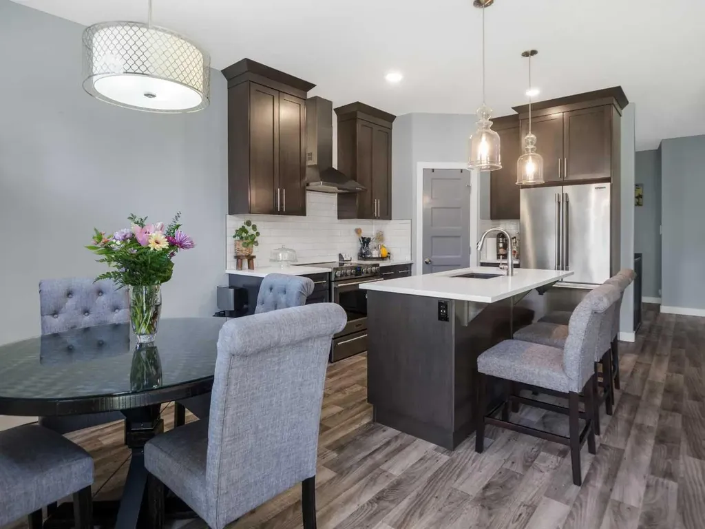 3541 44 Avenue Red Deer AB T4N 3H2