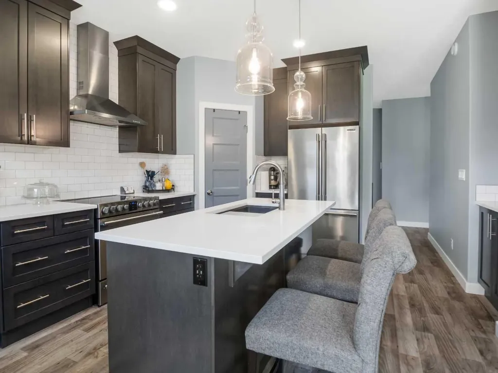 3541 44 Avenue Red Deer AB T4N 3H2