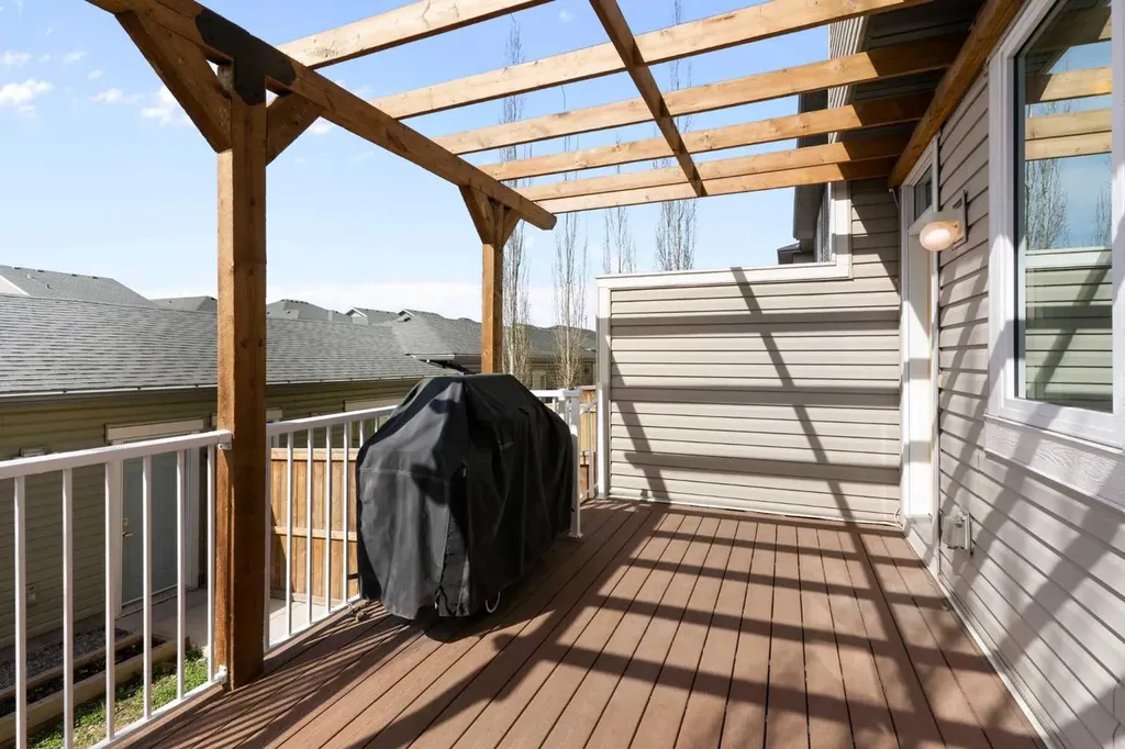 193 River Heights Drive Cochrane AB T4C 0Y1