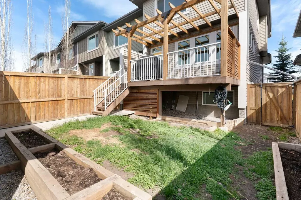 193 River Heights Drive Cochrane AB T4C 0Y1
