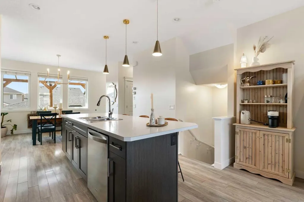 193 River Heights Drive Cochrane AB T4C 0Y1