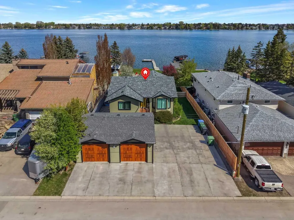 760 West Chestermere Drive Chestermere AB T1X 1B5
