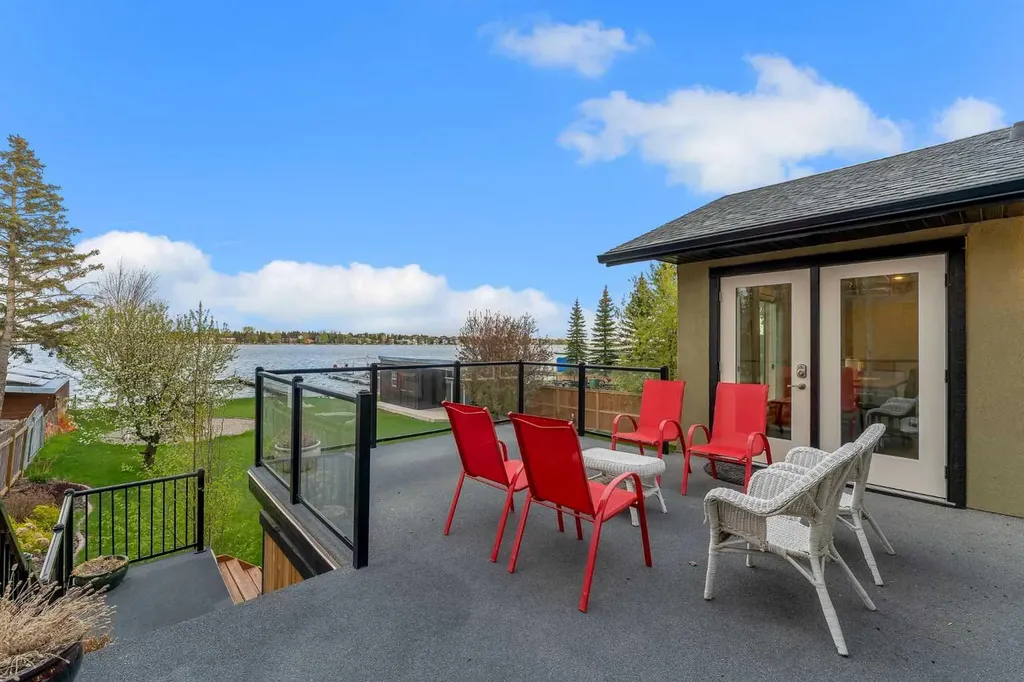 760 West Chestermere Drive Chestermere AB T1X 1B5