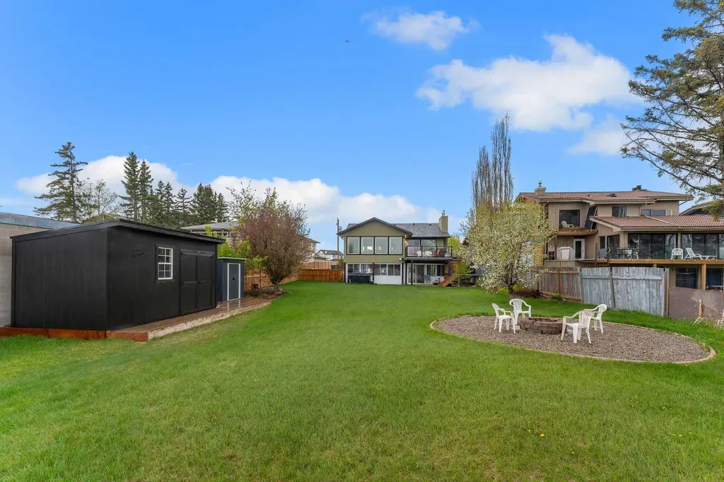 760 West Chestermere Drive Chestermere AB T1X 1B5