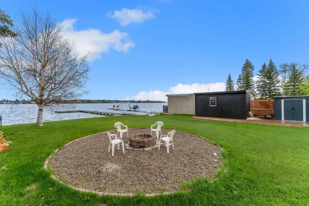 760 West Chestermere Drive Chestermere AB T1X 1B5
