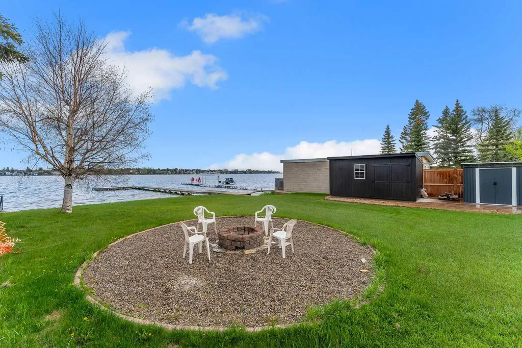 760 West Chestermere Drive Chestermere AB T1X 1B5