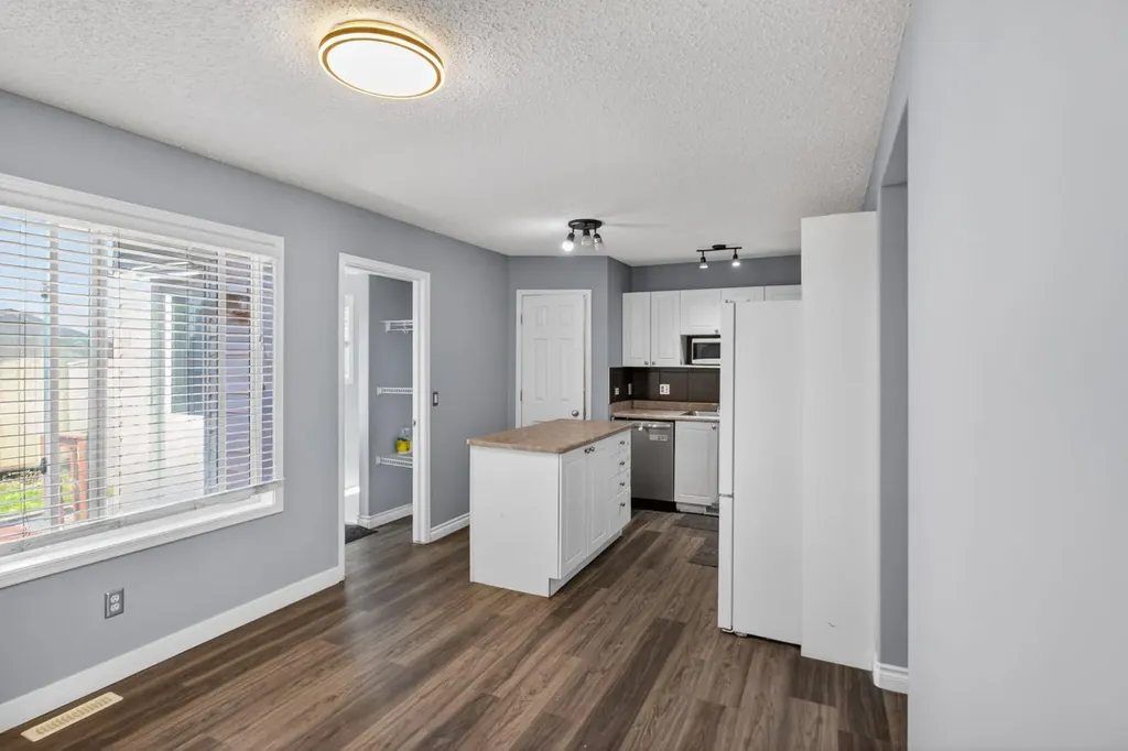 108 Kodiak Crescent Fort Mcmurray AB T9K 2L8